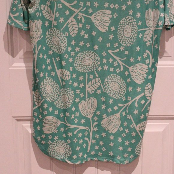 2/$30 🏷 Lularoe Irma Size XXS - Picture 4 of 5